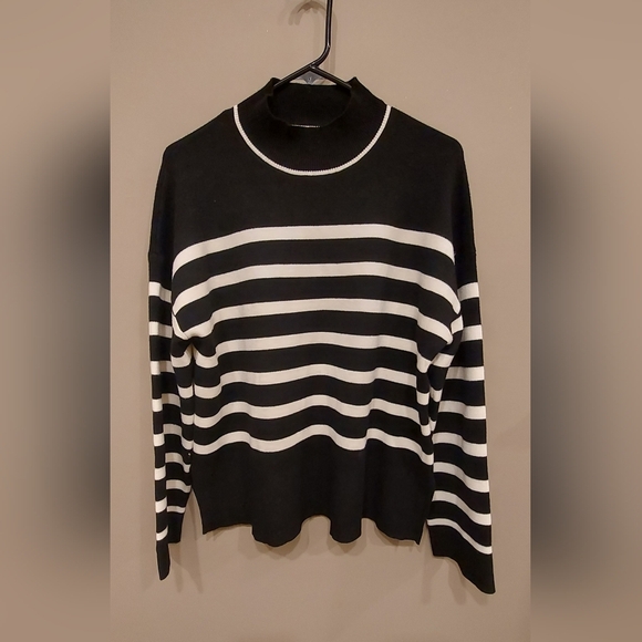Striped Crew Neck Sweater - Picture 1 of 6